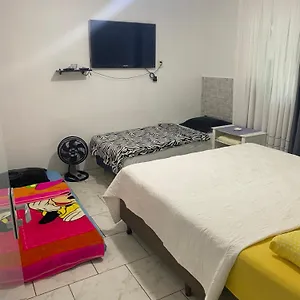 Quarto em Acomodações Particulares Tia Moni, Blumenau